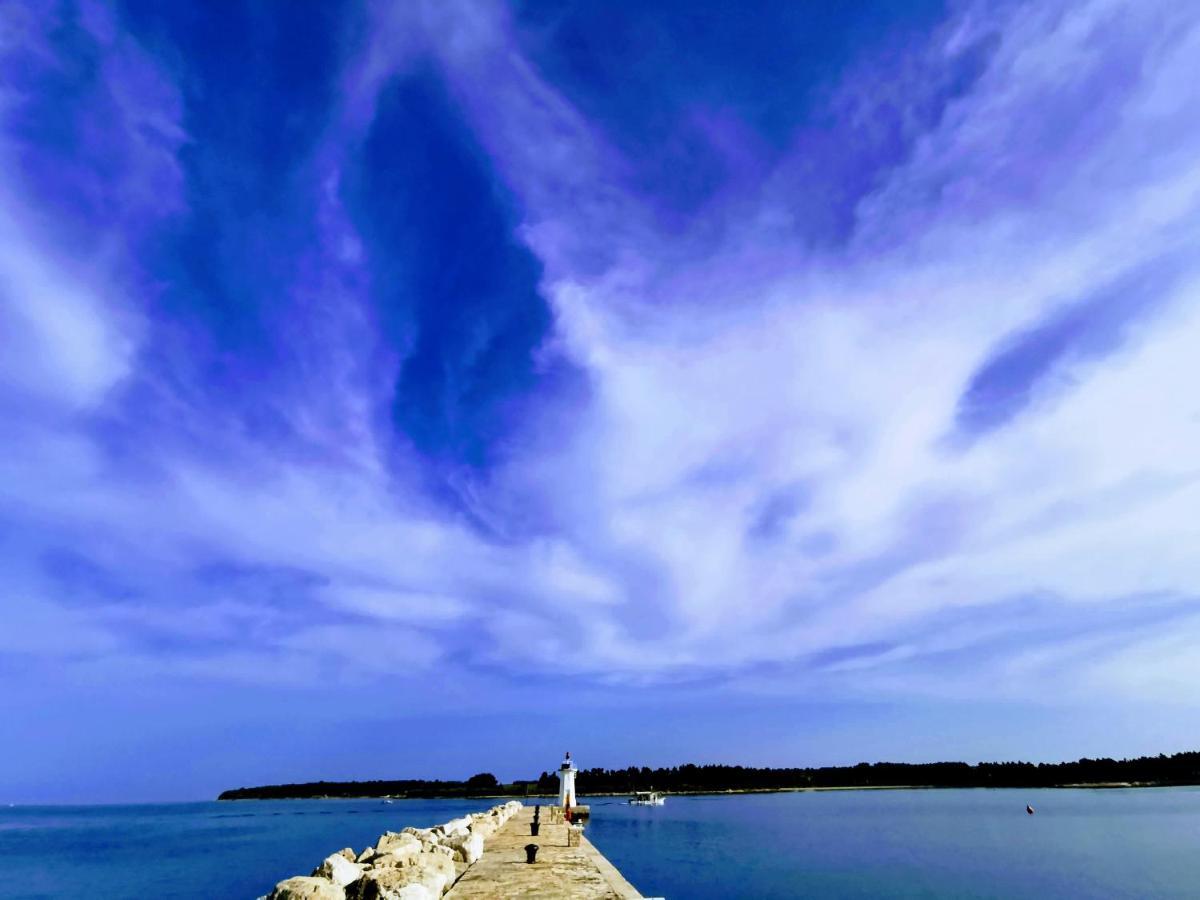 Apartment Lora Deluxe Superior 5 Star Apartment, Your Piece Of Heaven By The Sea & Park With Sea & Park View Novigrad (Istria)