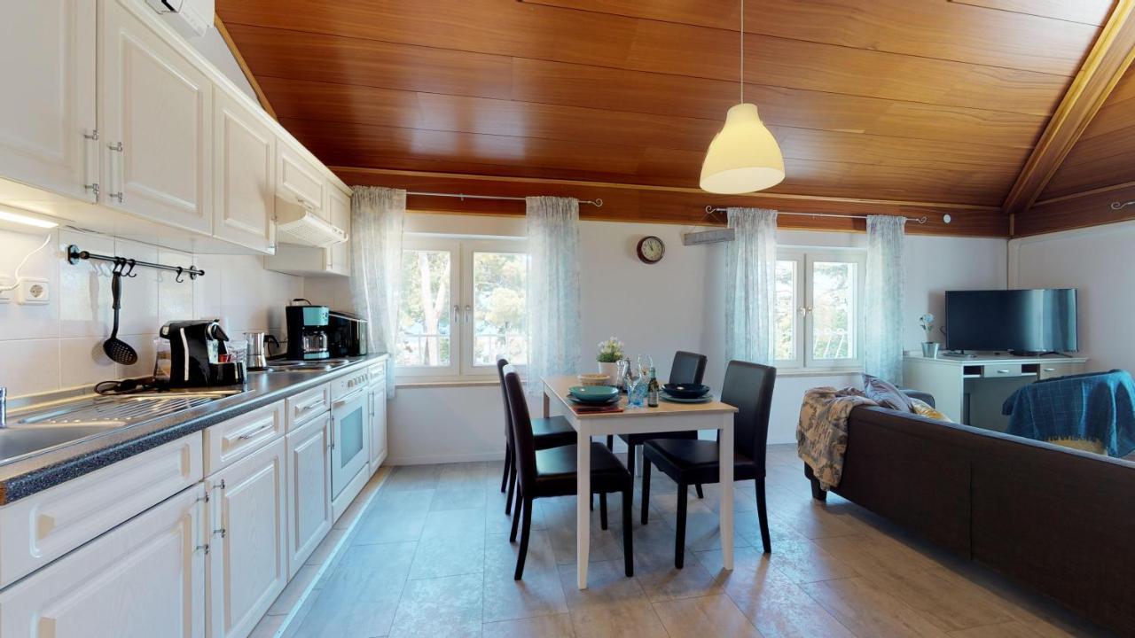 Lora Deluxe Superior 5 Star Apartment, Your Piece Of Heaven By The Sea & Park With Sea & Park View Novigrad (Istria)