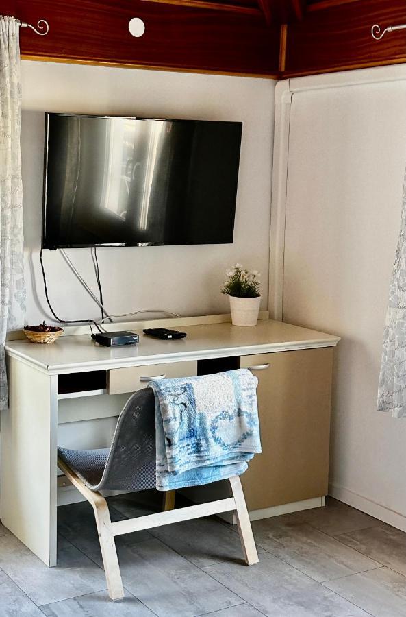 Lora Deluxe Superior 5 Star Apartment, Your Piece Of Heaven By The Sea & Park With Sea & Park View * Novigrad (Istria)